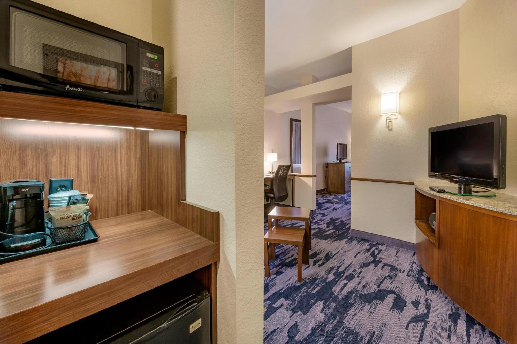 Fairfield Inn & Suites By Marriott Slippery Rock Eksteriør bilde