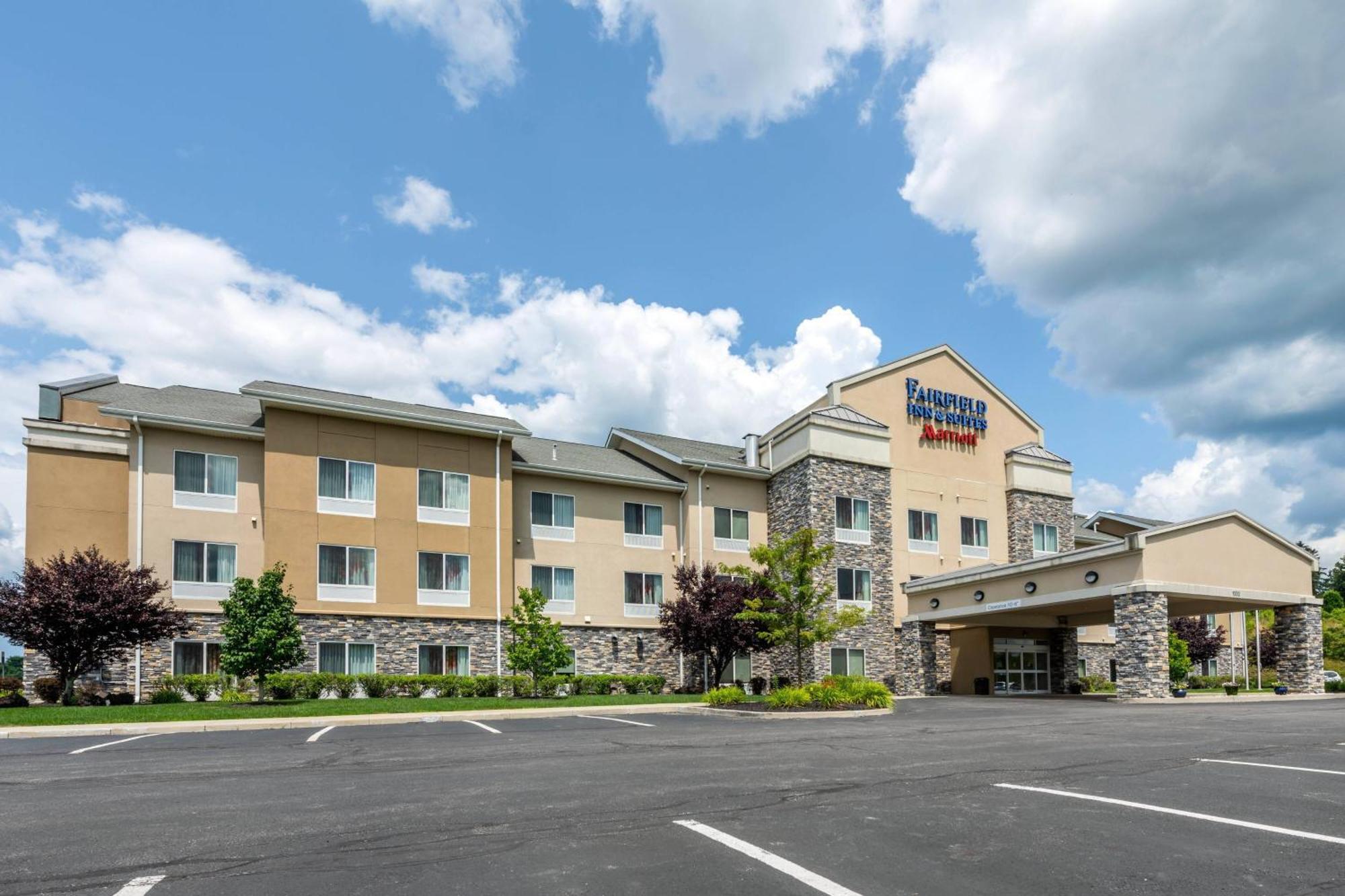 Fairfield Inn & Suites By Marriott Slippery Rock Eksteriør bilde