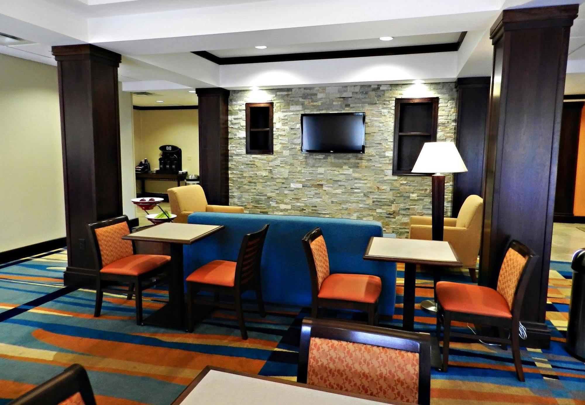 Fairfield Inn & Suites By Marriott Slippery Rock Eksteriør bilde